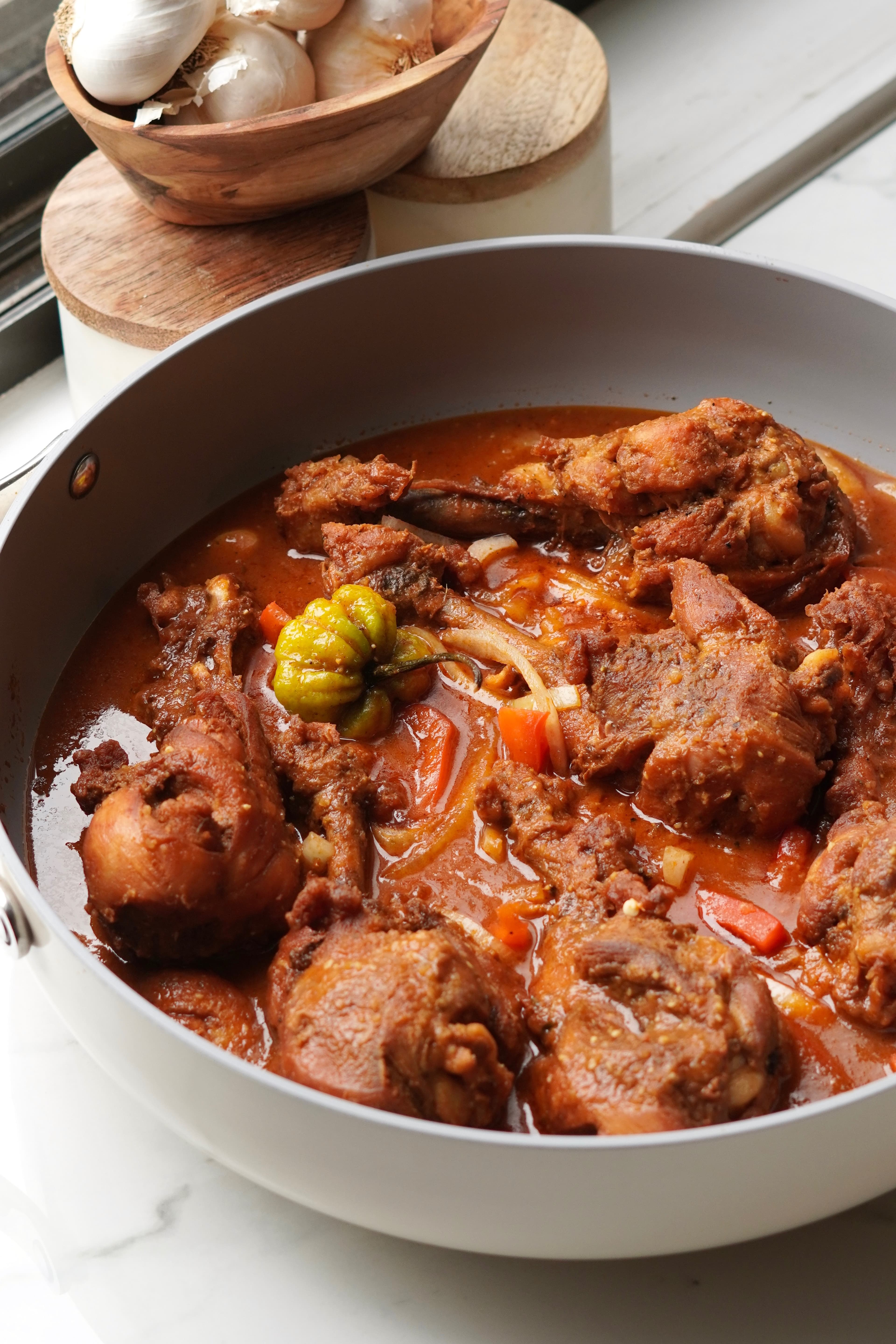 Haitian Stewed Chicken (Poul nan Sòs)
